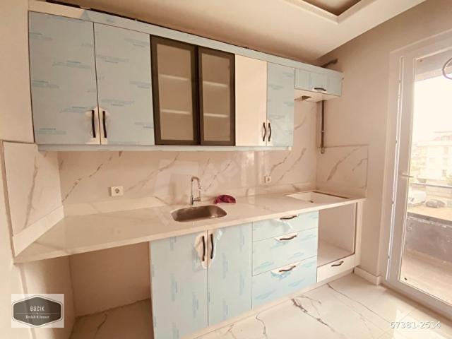 SULTANBEYLİ MİMARSİNAN SATILIK 2+1 SIFIR BOŞ LÜKS 100m2 DAİRE