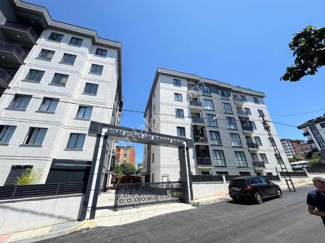 Sultanbeyli Mimarsinan Mah. Butik Sitede Satılık 3+1 Daire