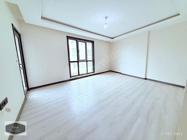 SULTANBEYLİ ÇOK ACİL İHTİYAÇTAN SATILIK 2+1 BOŞ LÜKS DAİRE BACİK