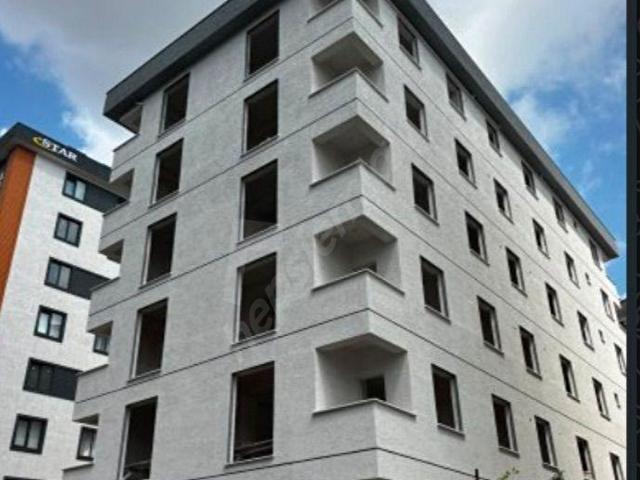 SULTANBEYLİ SIFIR ARA KATTA GENİŞ 2+1 SATILIK FIRSAT DAİRELER