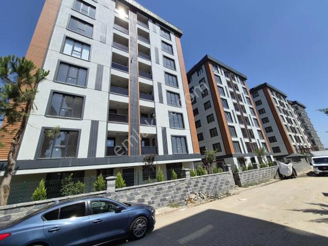 Sultanbeyli Site İçi 7/24güvenlik yerden Isıtma kombili Kiralık