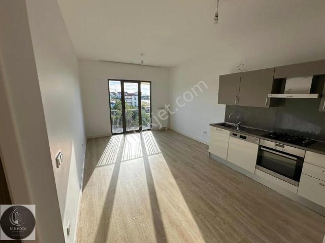 Sultanbeyli Suryapı İlkbaharda 1+1 Dairemiz Kiralıktır
