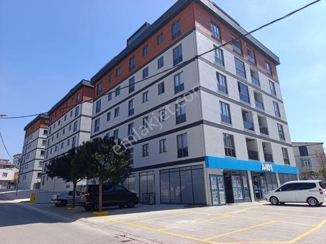 Sultanbeylide Metroya Yakın Butik Sitede Satılık 2+1 Geniş Daire
