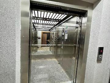Sultanbeyli'de 90m² 2+1 Lüks Daire Metroya Yakın
