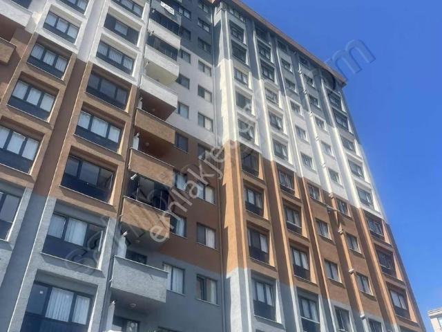 Sultangazi Eskihabibler Mah. Site İçi Otoparklı 2+1satılık Daire