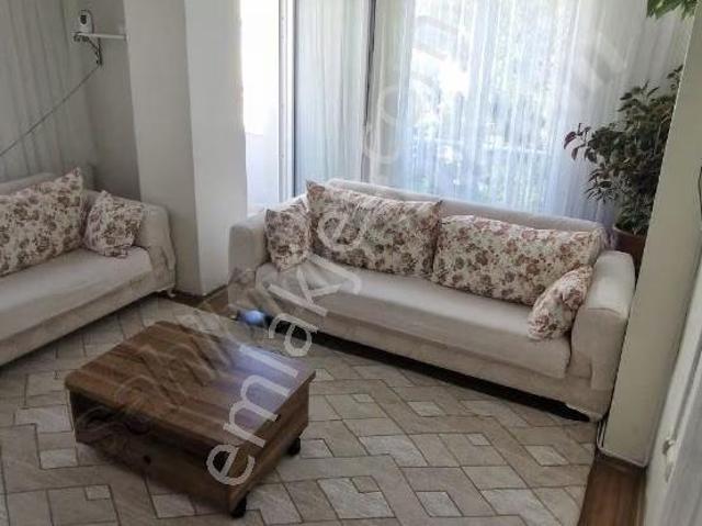 Sultangazi Yunus Emre Mah.merkezi Konumda Kiralık 2+1 Daire