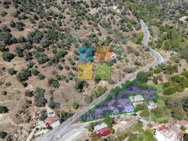 Sultanhisar Kılavuzlar Mahallesinde Satılık Müstakil Ev Ve Arsa