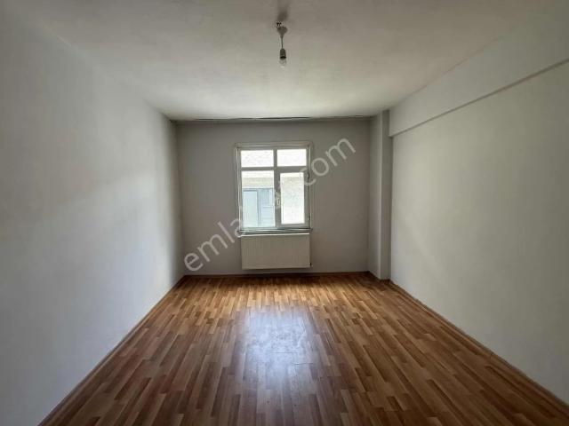 Sultanmurat Mahallesi'ne 3 + 1 Dördüncü Kat Kiralık Daire