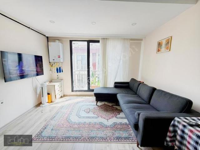Sultanmurat'ta Eşyalı 1+1 Kiralık Daire, Ana Caddeye Yakın!