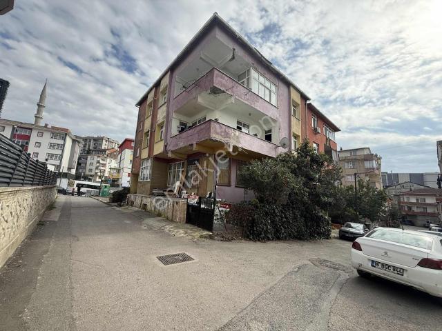 Sülüntepe Mah Fatma Gözen Okulu Karşısı 75 M2 2+1