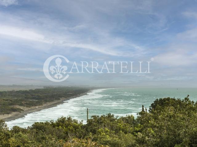 Sul mare di Ansedonia, in posizione esclusiva villa di circa. 220m² Orbetello Scalo