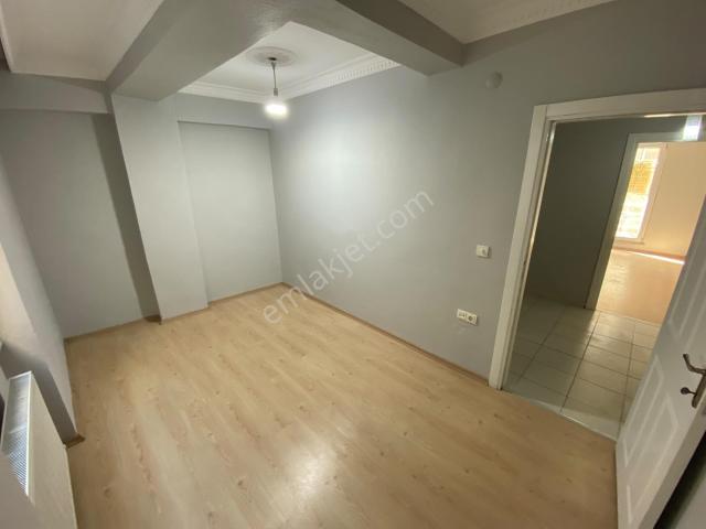 Sular Emlak’tan Kiralık Daire Mehmet Akif Mahallesi