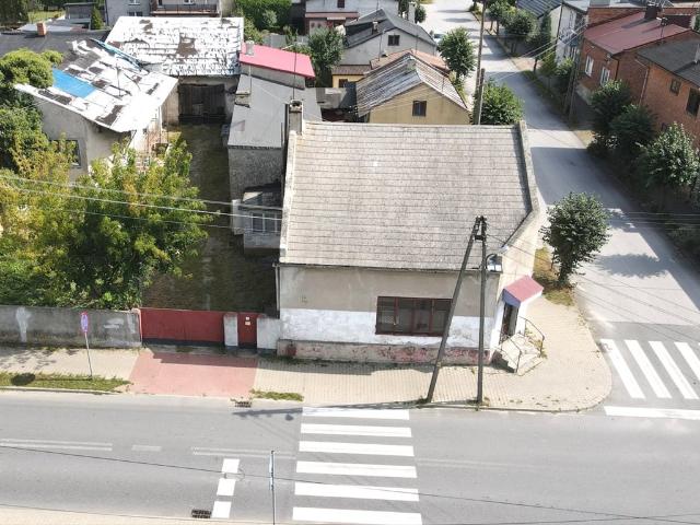 Sulejów, 286 m2 z potencjałem na centrum usługowe