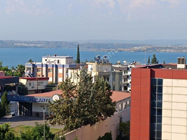 Süleyman Demirel Göl Manzaralı 3+1 Kapalı Mutfak+doğalgazlı+çift Banyolu+yeni Boyalı Kiralık Daire