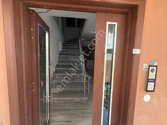 Süleymanpaşa 100. Yıl Mahallesi'nde Merkezi Konumda | Full Taş Yapı Yakını | Geniş Ve Ferah 2+1