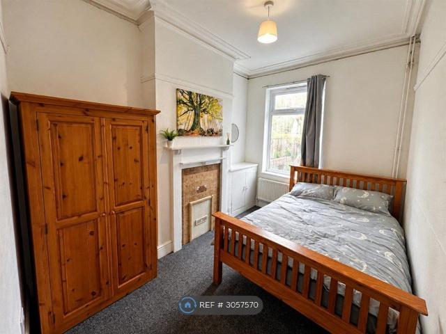 Sulgrave Road, Leicester LE5, 4 bed terraced house to rent, £1,400 pcm | PrimeLocation