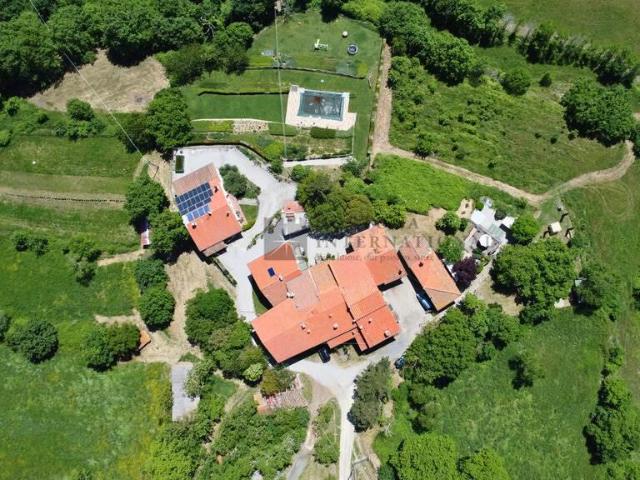 Sulle colline di Castiglion Fiorentino, con un bellissimo af. 160m² Castiglion Fiorentino