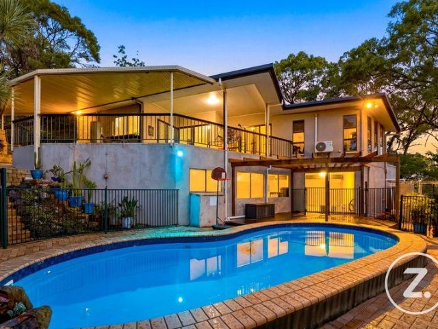 Sullivan Road, Tallebudgera Elevated Living at Its Finest