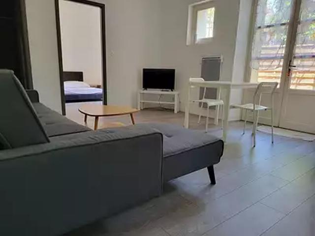 Sully sur Loire 45600 Location appartement 2 pièces t2 terrasse