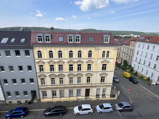 Super 3 Raum Wohnung mit Balkon und Wanne in der Geraer Innenstadt!