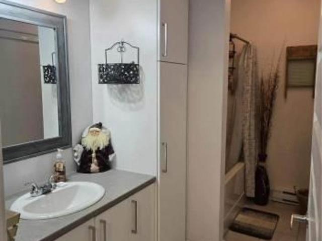 Super 3,5 Thurso condo 2018