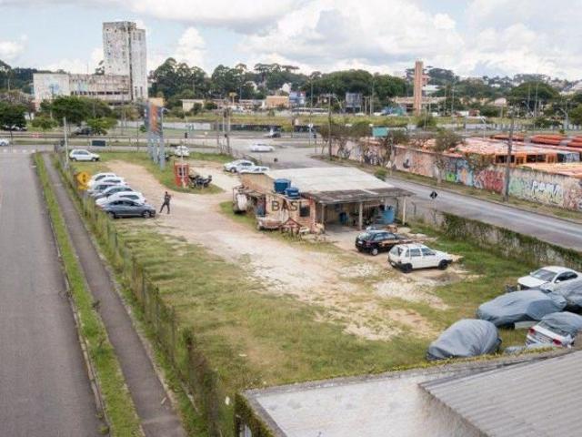 SUPER TERRENO DE ESQUINA COM AREA DE 1995M2