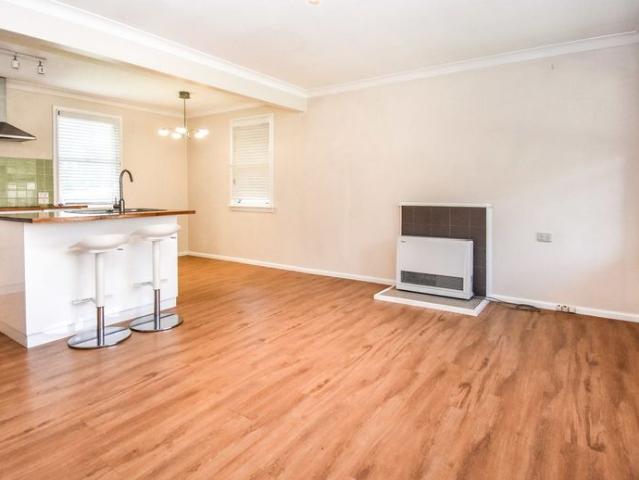 Super tidy 3 bedroom home!