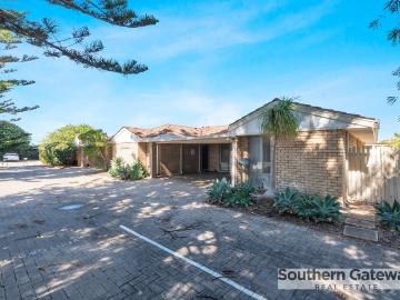 Rockingham, Western Australia - Garden