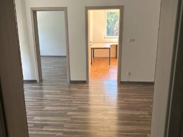 Super Wohnung mit tollem Ausblick, Tel.Nr. in Beschreibung