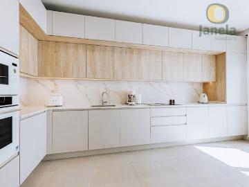 Super Apartamento com localização Prime em Faro, junto à Ria. 116m² Faro Sé e São Pedro