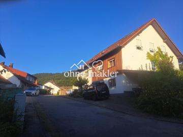Super attraktive großräumige 6 Zimmer Wohnung auf zwei Etagen
