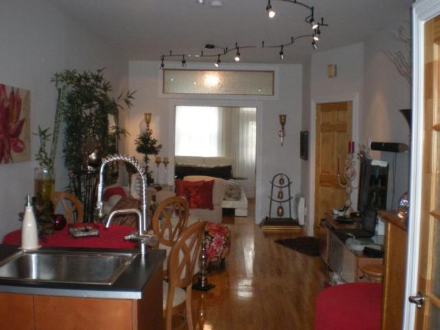 SUPER BEL APPARTEMENT RÉNOVÉ STYLE LOFT DANS LE SECTEUR DE ROSEMONT, DISPONIBLE MAINTENANT SEMI MEUBLÉ