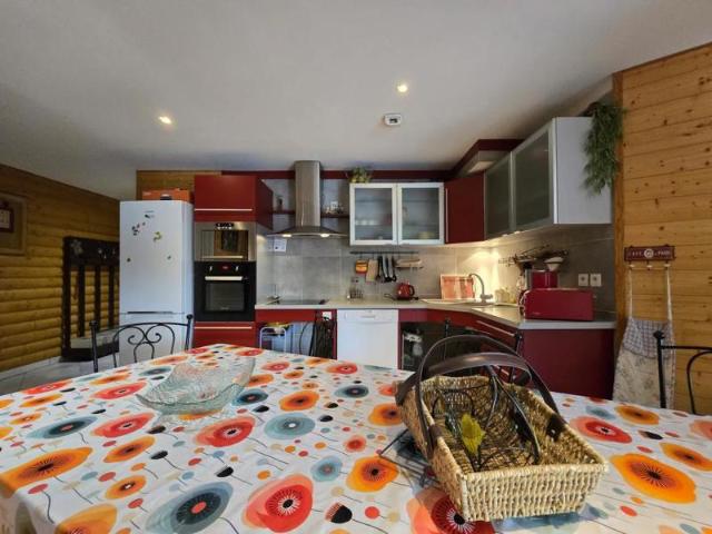 SUPER BESSE – Magnifique appartement T4 PMR avec balcon