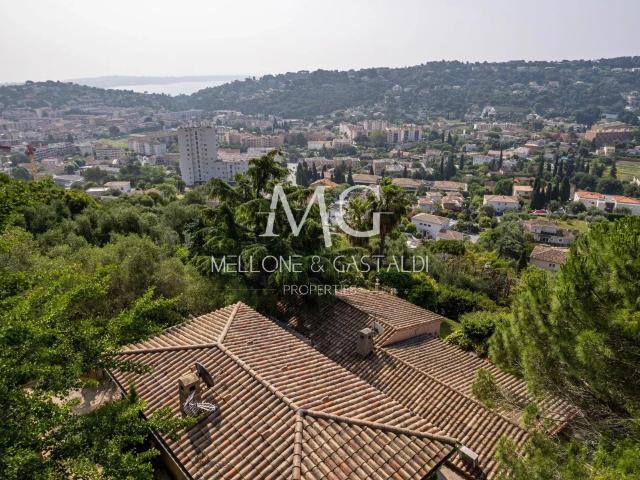 Super Cannes | Maison Provençale Avec Vue Mer | Exclusivité. 285m² Cannes