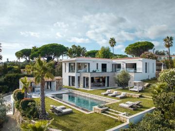 Super Cannes – Villa contemporaine neuve – 5 suites – Vue mer panoramique & piscine à débordement Hammam