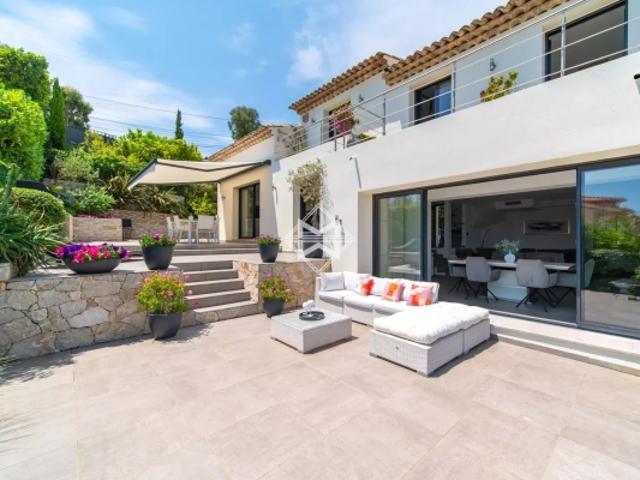 Super Cannes – Villa Provençale Contemporaine – Vue Mer Panoramique d'Exception