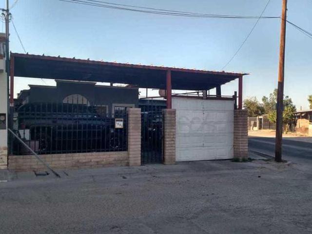 Super casa cerca de lazaro cardenas