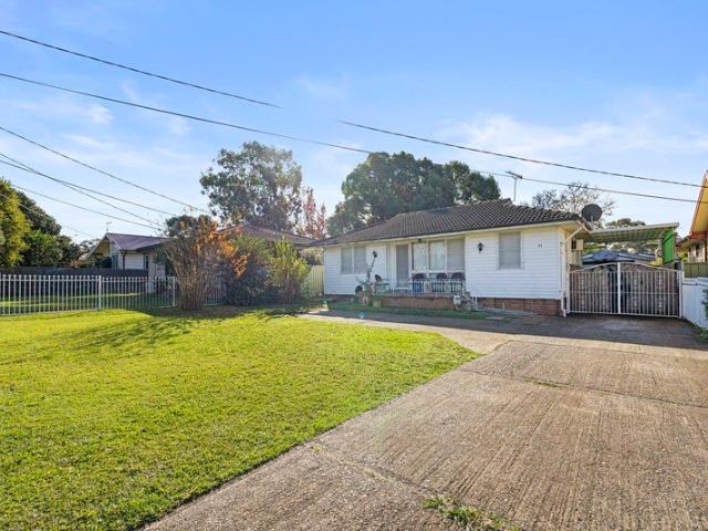 Super Central Home on Flat Tidy Block