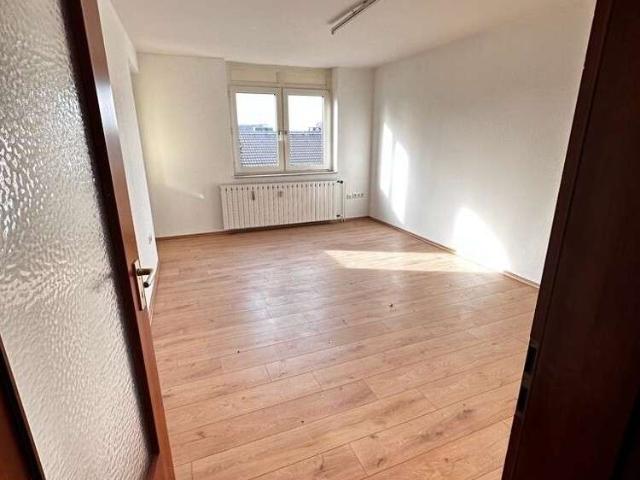Super Gepflegte 2,5 Zimmer Wohnung mit Balkon in DU Ruhrort