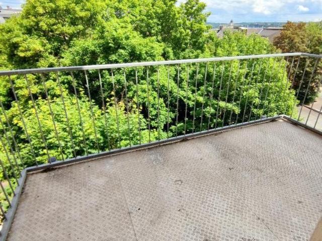 Super geschnittene 3 Raum Whg. mit Balkon im Seehaus