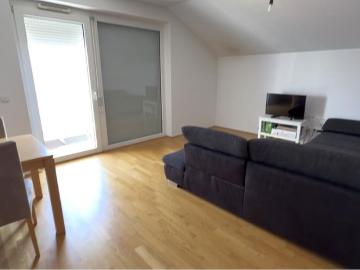 SUPER GROSSE LOGGIA 7,77m²! Moderne Neubauwohnung nahe Akademiepark