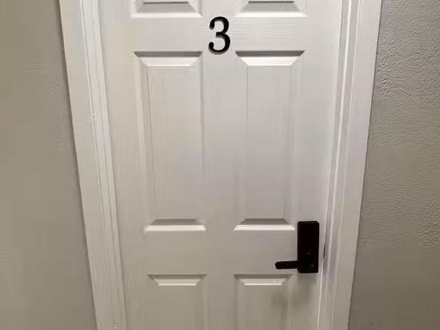 Super Host100% Affordable, clean, very comfortable and fully r.