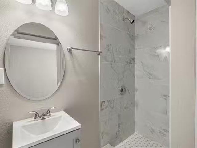 SUPER HOST: Beautiful Home near Downtown Orlando, FL Near Tran.