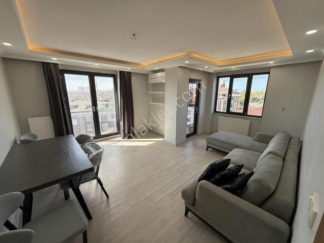 Süper Konumda Butik Sitede Otoparklı Asansörlü Satılık 2+1 Daire