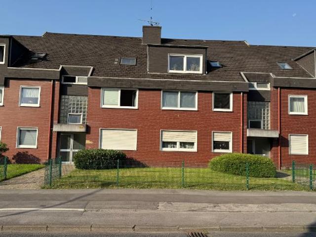 super Lage ! geräumige Dachgeschosswohnung in Erle !