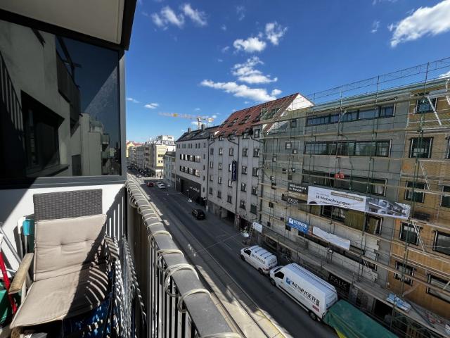 Super Lage! 2 Zimmer Wohnung mit Loggia auf der Donaufelder Straße!