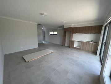 Super Large 1 bedroom granny flat