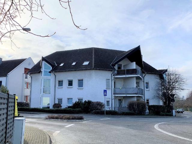 Super modern geschnittene 3 Zimmer Wohnung mit 2 Balkonen !