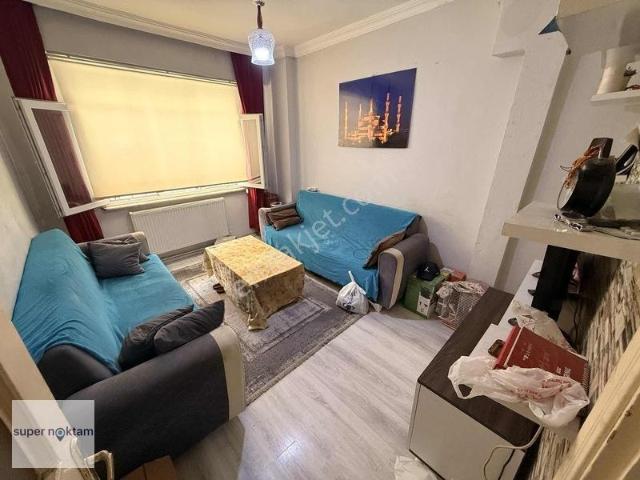 Süper Noktam'dan Satılık 2+1 Giriş Kat Hisseli Kiracılı Daire