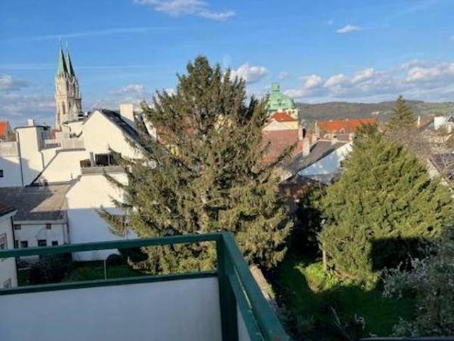 Super Preis Hit für 3 Zimmer Dachgeschoß Eigentum in Besllage mit Panoramablick